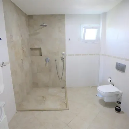 Ruya-privatepool-seaview-gamesroom Villa